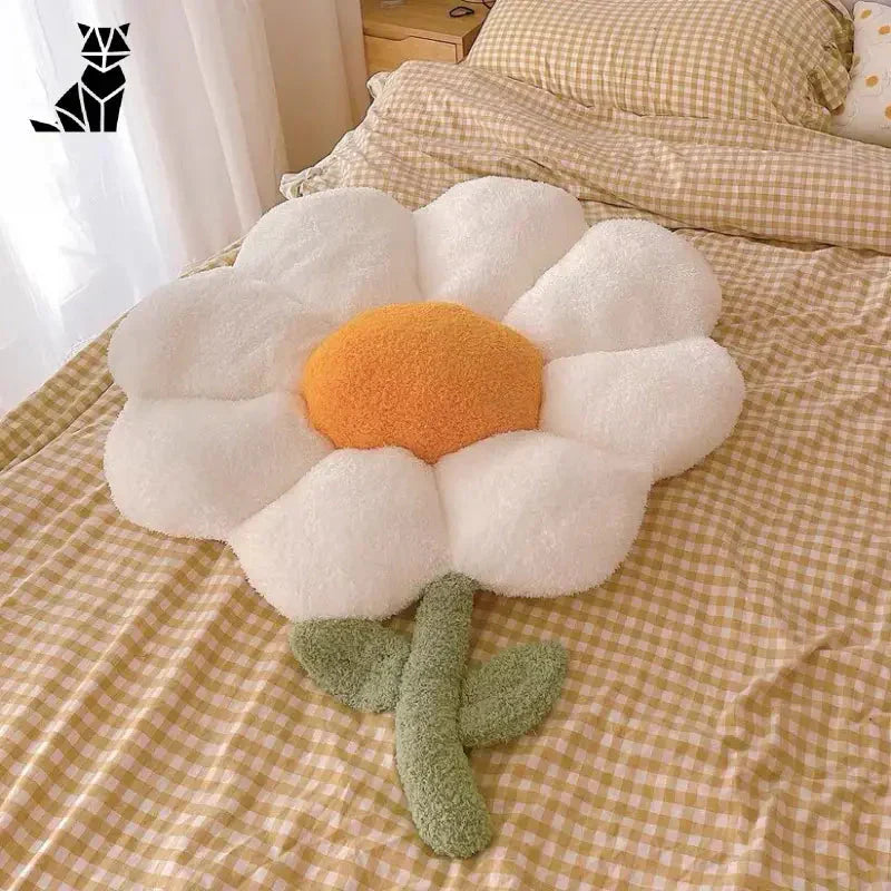 Lit élégant avec doux oreiller et un coussin fleur - Coussin fleur doux et esthétique