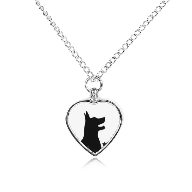 Pendentif en forme de cœur avec silhouette de chien sur chaîne - Souvenirs personnalisés
